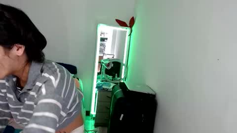 Catherine XXX online show from February 13, 2026, 7:04 am