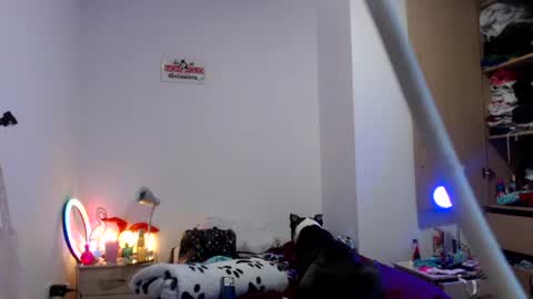 Catherine XXX online show from June 20, 2026, 7:49 pm