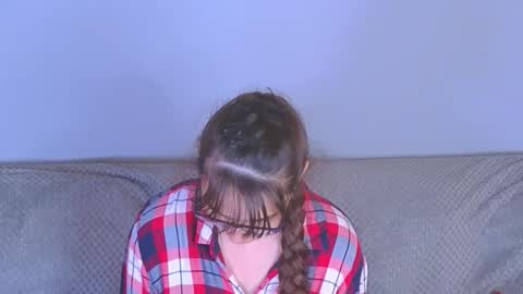 Tessa online show from June 4, 2026, 2:34 pm