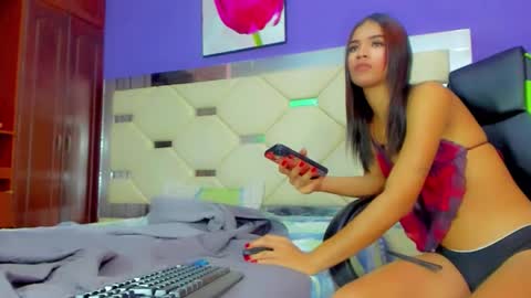 dollcute_latin online show from March 3, 2026, 4:24 pm