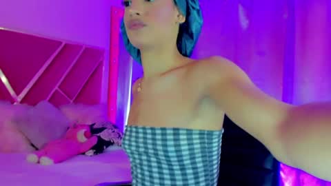 Snapshot of dollcute_latin chatting on June 29, 2026, 6:52 pm dollcute_latin online show from June 29, 2026, 6:52 pm