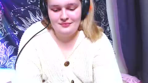 Miss Rose online show from September 28, 2025, 7:52 pm