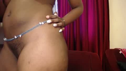 Snapshot of dollface_bella chatting on October 11, 2025, 10:47 am Bella online show from October 11, 2025, 10:47 am