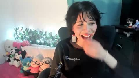 mina online show from September 30, 2025, 3:33 am