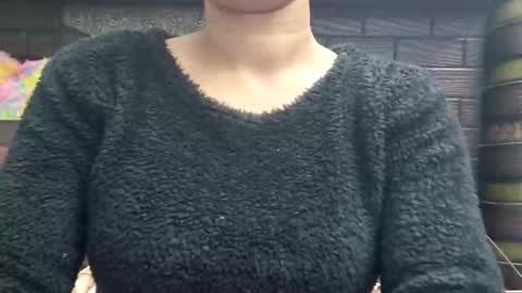 dollmeenu online show from November 16, 2025, 5:07 pm