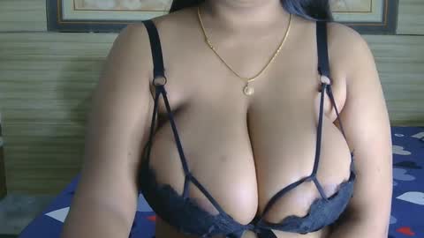 dolly_2 online show from February 23, 2025, 4:50 am