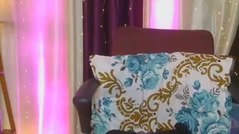dolly_2 online show from July 3, 2026, 4:19 am