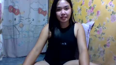 dolly_cute28 online show from December 12, 2024, 6:25 am