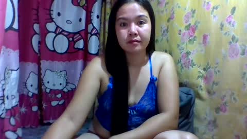 dolly_cute28 online show from February 18, 2025, 8:36 pm