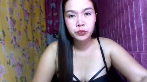 dolly_cute28 online show from September 11, 2025, 9:04 pm