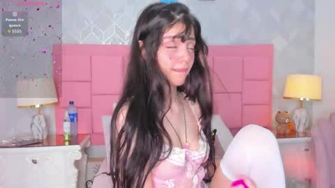 dolly_kitter online show from May 19, 2026, 11:38 am