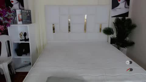 YUMEE online show from March 10, 2026, 9:25 am