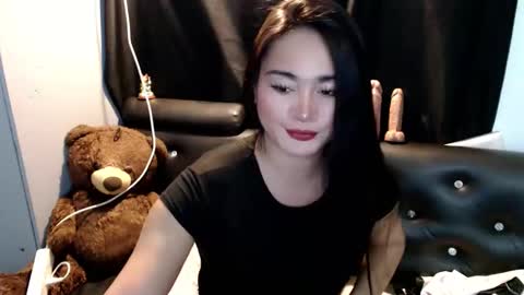 YUMEE online show from March 23, 2026, 1:15 pm