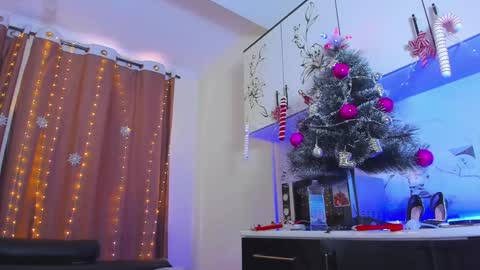 Snapshot of dollyiaa chatting on December 26, 2024, 5:26 am Dollya online show from December 26, 2024, 5:26 am