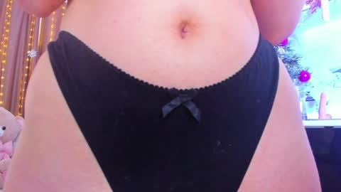 Snapshot of dollyiaa chatting on January 2, 2025, 8:49 am Dollya online show from January 2, 2025, 8:49 am