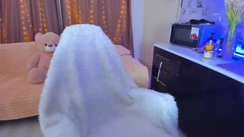 Snapshot of dollyiaa chatting on March 7, 2025, 8:56 am Dollya online show from March 7, 2025, 8:56 am