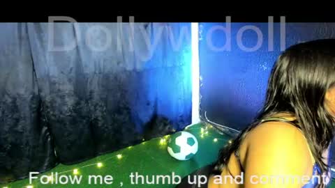 dollywdoll online show from June 15, 2026, 4:47 am