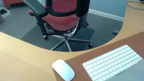 Doloroso online show from November 1, 2025, 7:49 pm