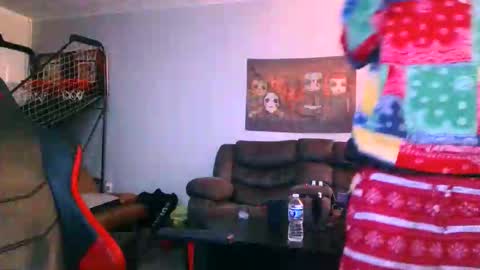 Snapshot of doloswazzomurk84 chatting on October 14, 2025, 8:48 am Swazzo online show from October 14, 2025, 8:48 am