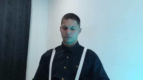 Domimick Crawford online show from December 17, 2024, 11:27 pm