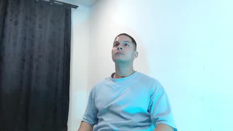 Domimick Crawford online show from January 20, 2025, 12:57 am