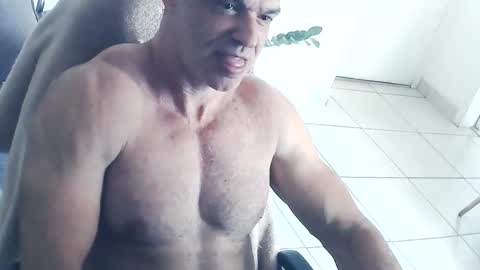 dom_sexx online show from December 18, 2025, 4:35 pm