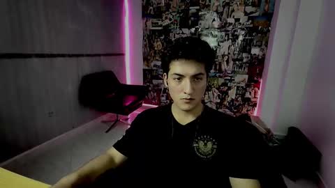 dom_viktor online show from September 15, 2025, 5:18 am