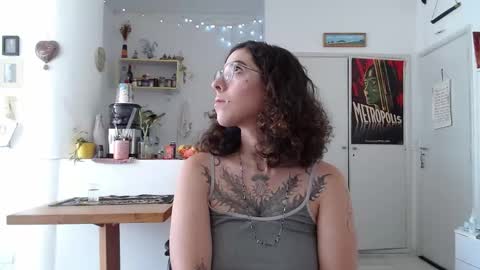 Snapshot of domenica_dos_ouros chatting on April 17, 2026, 2:20 pm sweet domme online show from April 17, 2026, 2:20 pm