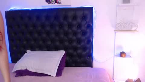 Snapshot of domenica_west chatting on December 13, 2024, 12:09 am domenica online show from December 13, 2024, 12:09 am