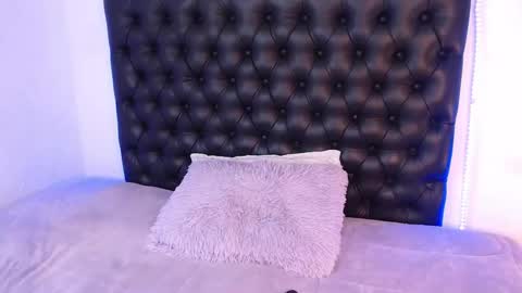 Snapshot of domenica_west chatting on December 24, 2024, 4:40 pm domenica online show from December 24, 2024, 4:40 pm