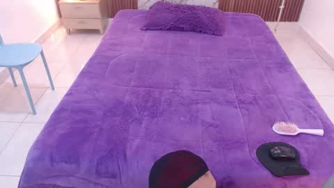 Snapshot of domenica_west chatting on October 3, 2025, 12:24 pm domenica online show from October 3, 2025, 12:24 pm