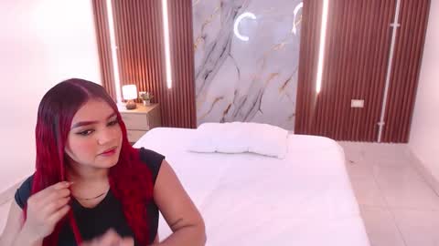 Snapshot of domenica_west chatting on October 15, 2025, 1:00 pm domenica online show from October 15, 2025, 1:00 pm