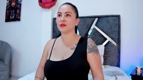 Snapshot of domina0 chatting on May 8, 2026, 11:59 am domi online show from May 8, 2026, 11:59 am