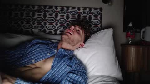 Alex...  online show from February 4, 2025, 11:16 pm