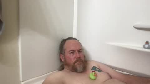 Snapshot of dominantman18064 chatting on January 26, 2025, 10:24 pm Bigbearnbunnyboy online show from January 26, 2025, 10:24 pm