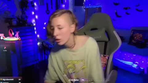 Snapshot of dominantman18064 chatting on October 18, 2025, 12:24 am Bigbearnbunnyboy online show from October 18, 2025, 12:24 am