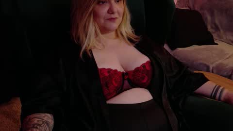 SADE online show from October 24, 2025, 8:38 pm