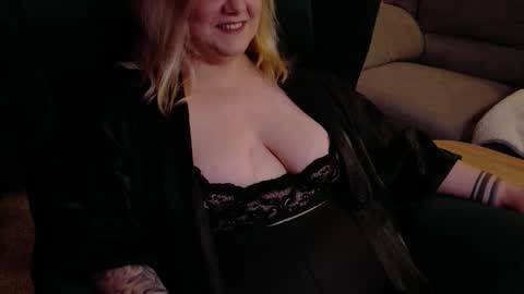 SADE online show from November 5, 2025, 9:59 pm