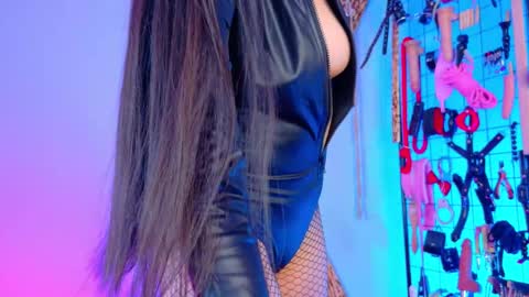 Afrodita and Chanel online show from September 22, 2025, 11:34 am