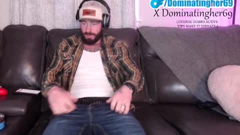 Snapshot of dominatingher69 chatting on January 27, 2025, 1:52 pm dominatingher69 online show from January 27, 2025, 1:52 pm