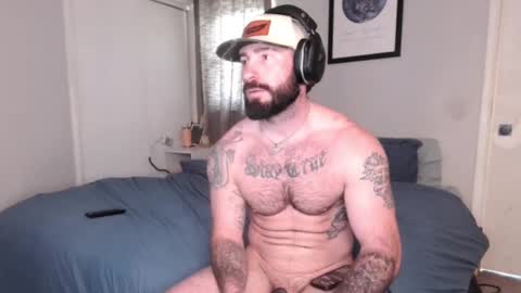 Snapshot of dominatingher69 chatting on February 4, 2025, 5:34 pm dominatingher69 online show from February 4, 2025, 5:34 pm
