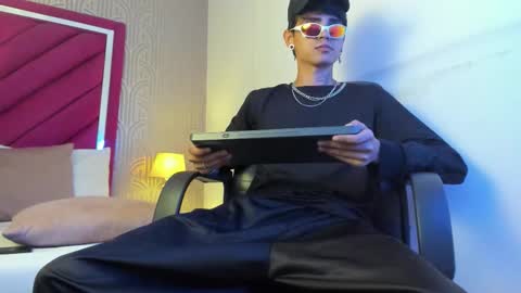 Dominic foox online show from February 27, 2026, 1:33 pm