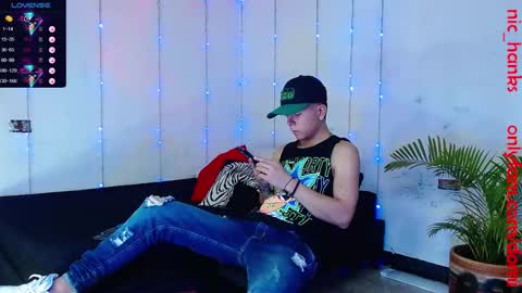 Snapshot of dominic_hanks chatting on January 20, 2025, 11:21 pm DOMINIC AND ANDREW online show from January 20, 2025, 11:21 pm