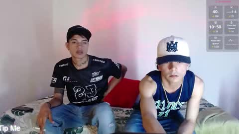 Snapshot of dominic_hanks chatting on October 17, 2025, 12:30 pm DOMINIC AND ANDREW online show from October 17, 2025, 12:30 pm