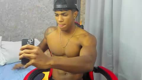 dominic_sg online show from July 19, 2026, 4:38 am