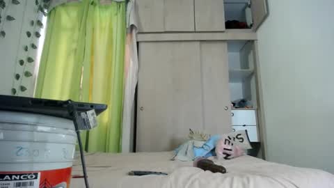 dominic_sofia online show from June 19, 2026, 12:09 pm