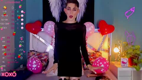 Snapshot of dominic_thailor chatting on February 14, 2025, 6:19 pm Dominic online show from February 14, 2025, 6:19 pm