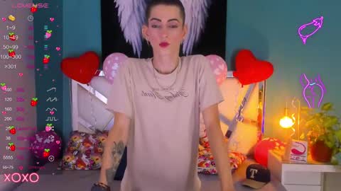 Snapshot of dominic_thailor chatting on February 20, 2025, 6:13 pm Dominic online show from February 20, 2025, 6:13 pm