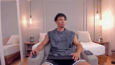 Snapshot of dominick_star chatting on September 23, 2025, 4:04 am Dominick Star online show from September 23, 2025, 4:04 am