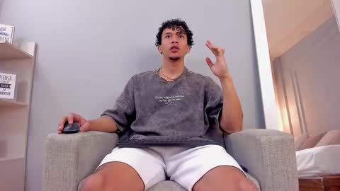 Snapshot of dominick_star chatting on September 27, 2025, 5:23 am Dominick Star online show from September 27, 2025, 5:23 am